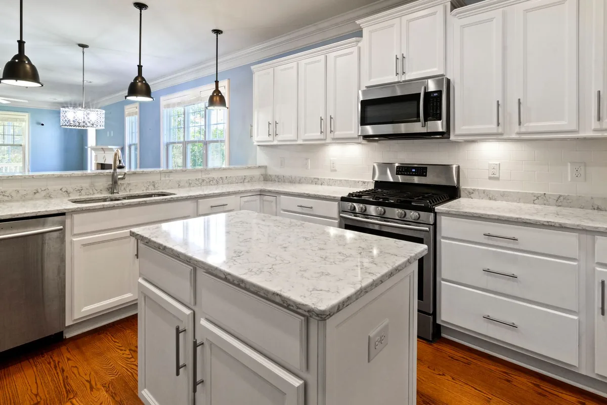 Filth & Squalor Cleanup in Lyndhurst, VA